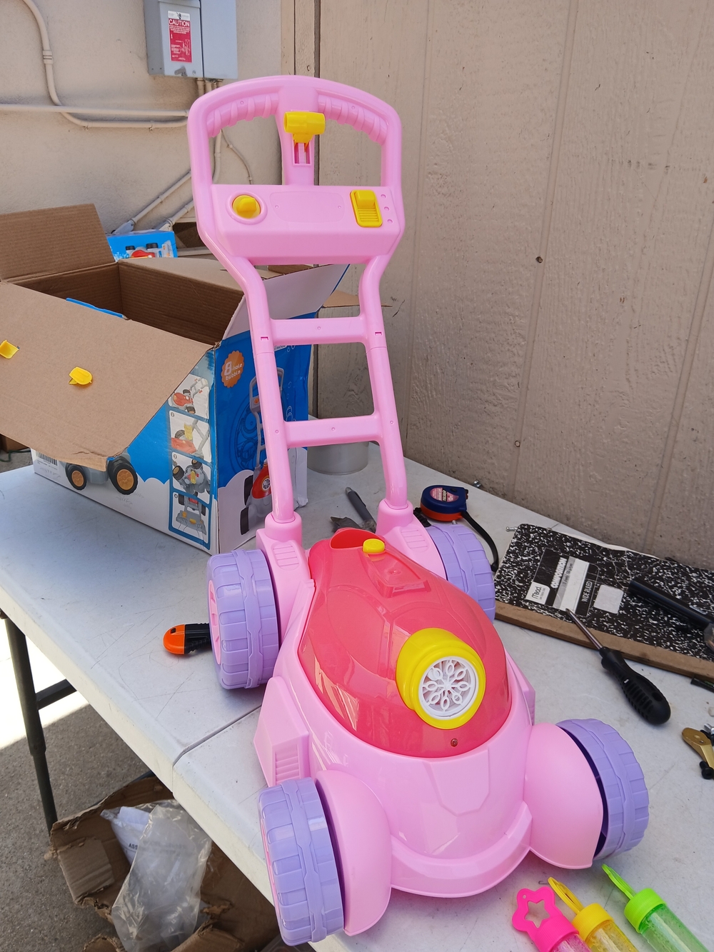 Kids Bubble Mower Push Toy - Pink - Picture 6 of 7